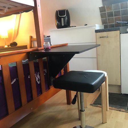 Peaceful Studio-Flat With Driveway In Golders Green Apartment London Exterior photo